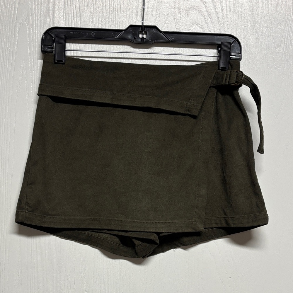 Forever 21 Dark Green Wrap‎ Skort